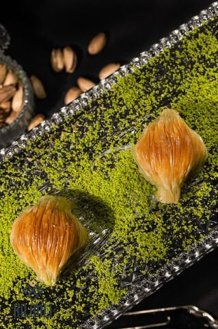 Midye Baklava