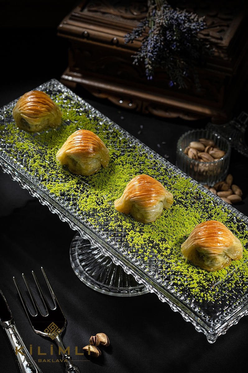 Midye Baklava