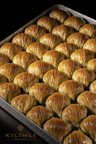 Midye Baklava