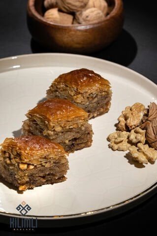 Sini Ev Baklava