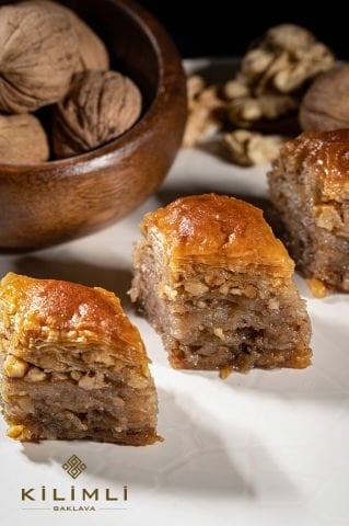 Sini Ev Baklava 3 kg (Tepsi Bedeli dahildir)