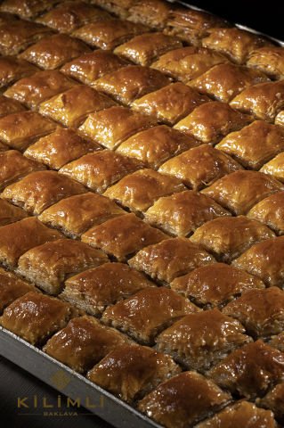 Sini Ev Baklava 3 kg (Tepsi Bedeli dahildir)
